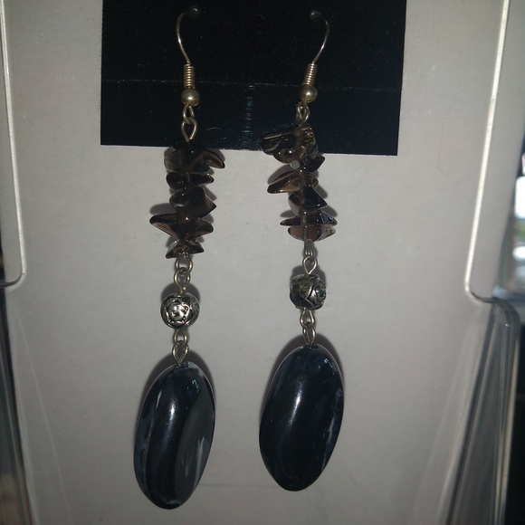 Jewelry - Picture 6 of 8